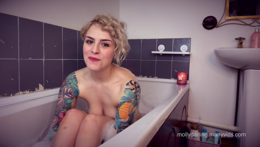 Molly Darling - Bathtime With Mommy