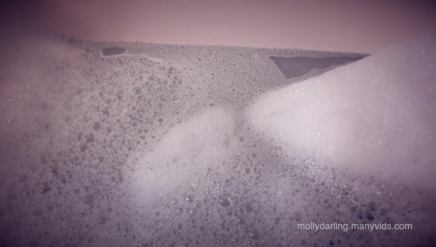 Molly Darling - Bathtime With Mommy