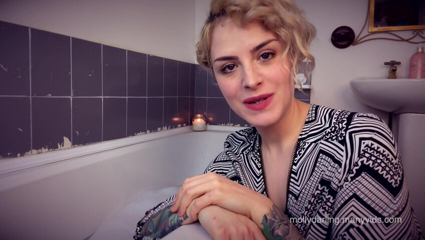 Molly Darling - Bathtime With Mommy