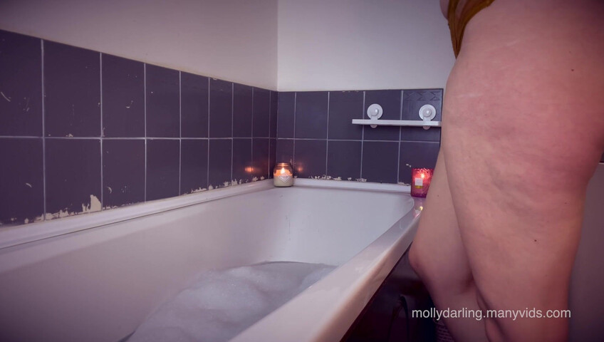 Molly Darling - Bathtime With Mommy