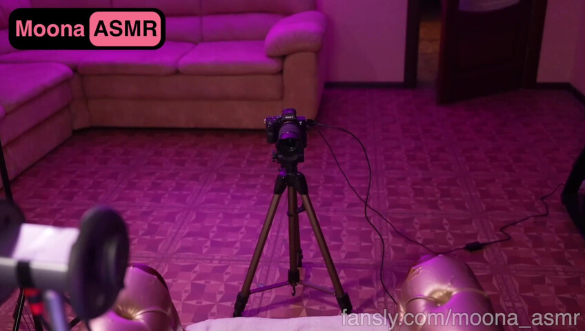 Moona ASMR - A sexy snake shedding her skins