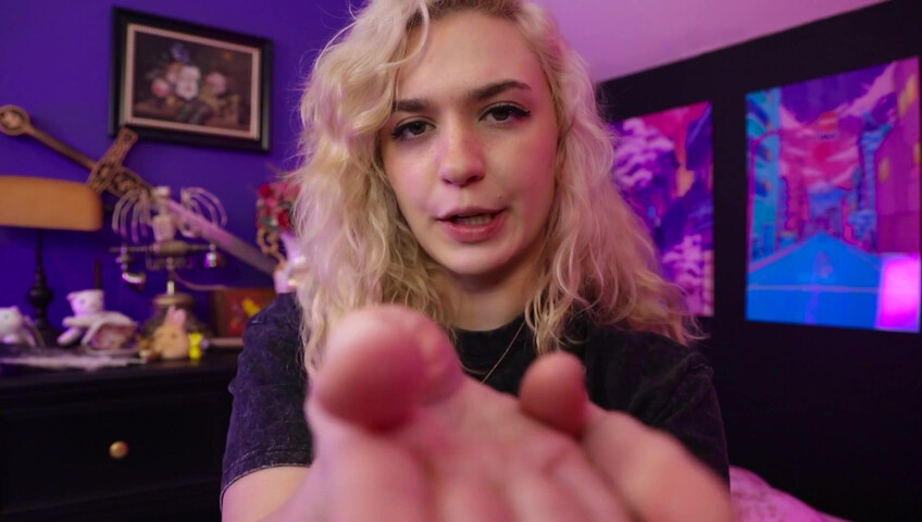 Rose ASMR - Your First Face Licking Spa Appointment