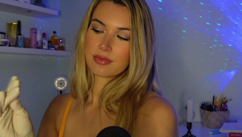 Sabrina Vaz ASMR - Doctor Roleplay