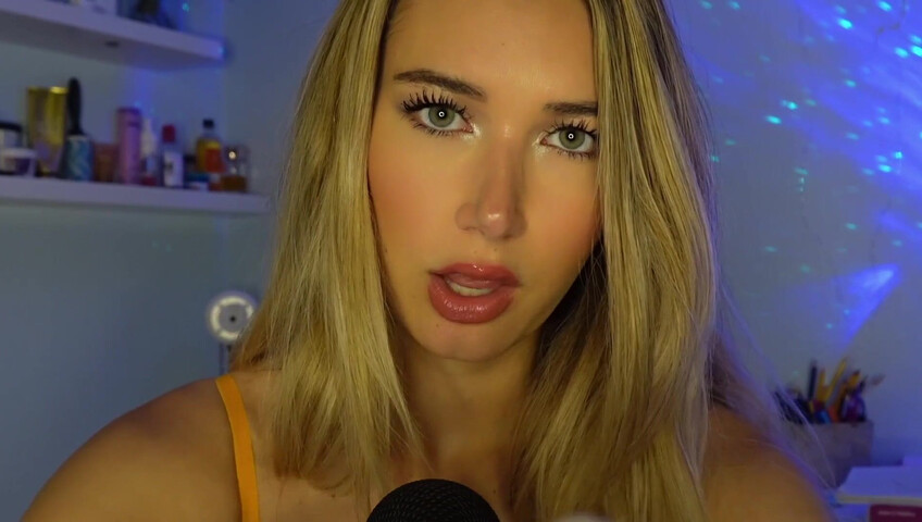 Sabrina Vaz ASMR - Doctor Roleplay