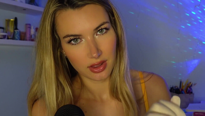 Sabrina Vaz ASMR - Doctor Roleplay