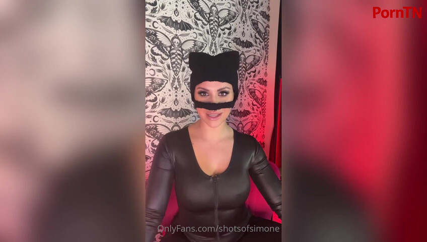 ShotsofSimone - 3 June 2025 - BOW DOWN TO DOMMY MOMMY SIMONE! First Part