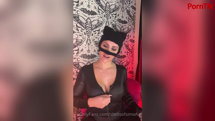 ShotsofSimone - 3 June 2025 - BOW DOWN TO DOMMY MOMMY SIMONE! First Part