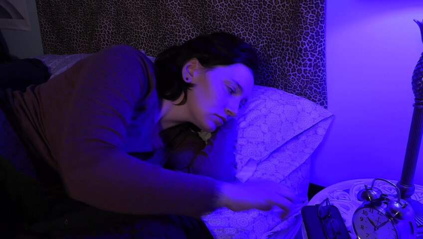 Bettie Bondage - Sharing a Bed with Your Stepsis