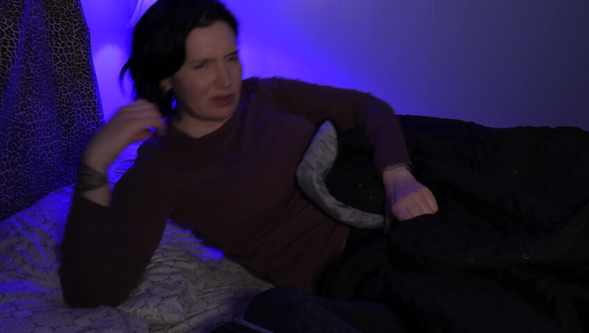 Bettie Bondage - Sharing a Bed with Your Stepsis