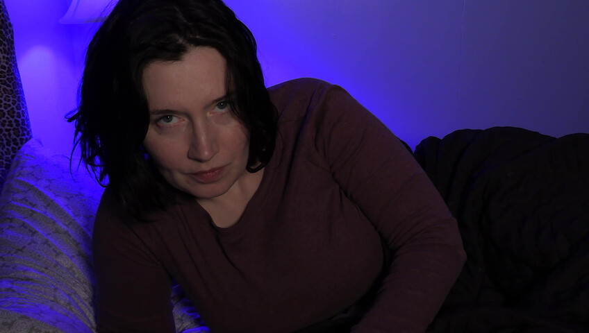 Bettie Bondage - Sharing a Bed with Your Stepsis