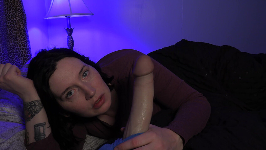 Bettie Bondage - Sharing a Bed with Your Stepsis