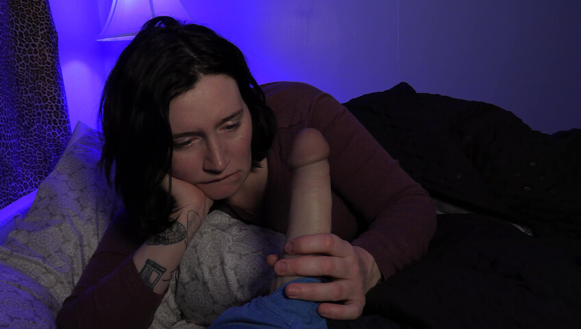 Bettie Bondage - Sharing a Bed with Your Stepsis