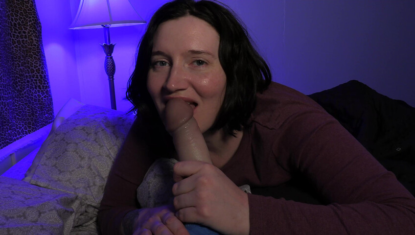 Bettie Bondage - Sharing a Bed with Your Stepsis