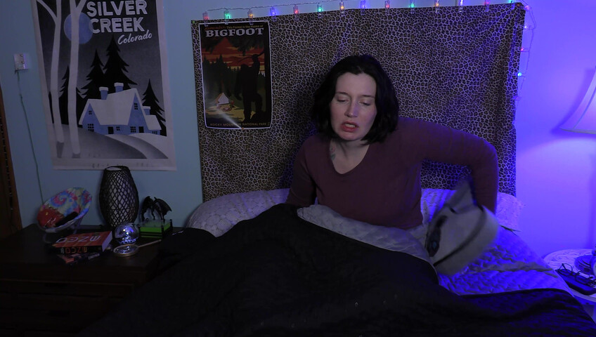 Bettie Bondage - Sharing a Bed with Your Stepsis