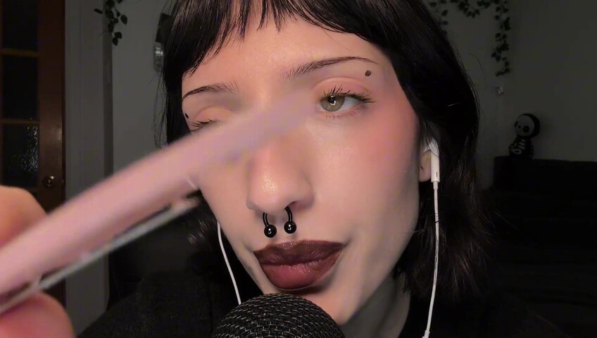 SleepGirl ASMR -  Close up Spit Painting (Wet Mouth Sounds)