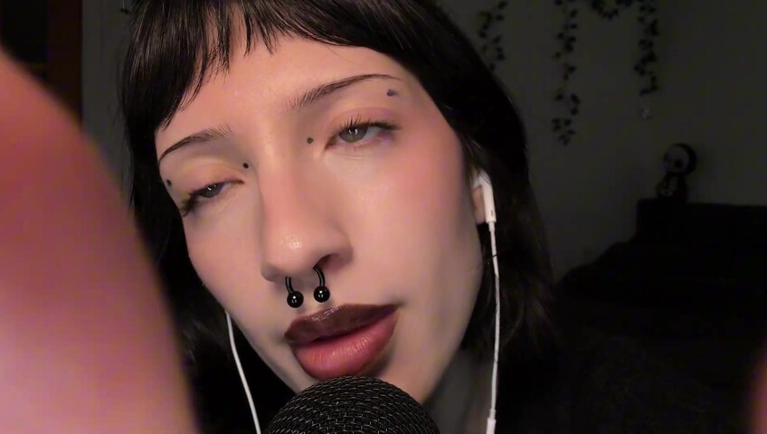 SleepGirl ASMR -  Close up Spit Painting (Wet Mouth Sounds)
