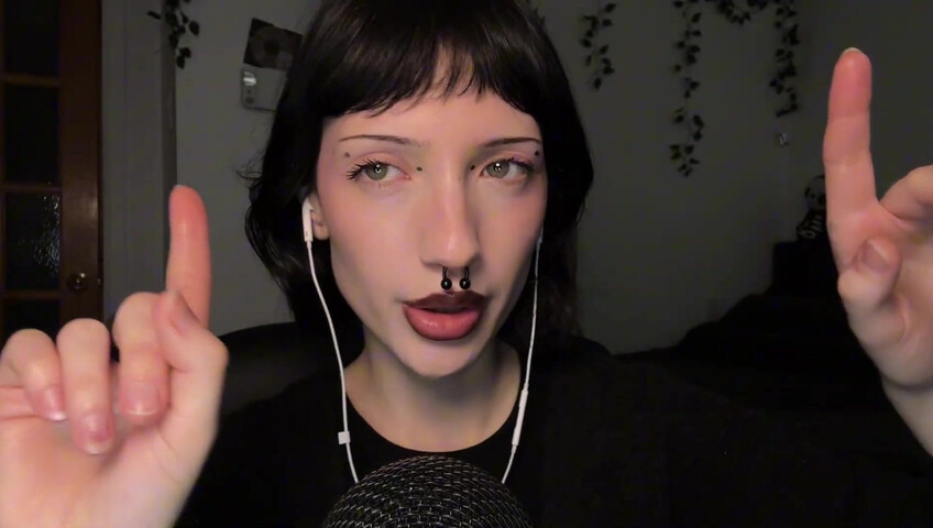 SleepGirl ASMR -  Close up Spit Painting (Wet Mouth Sounds)
