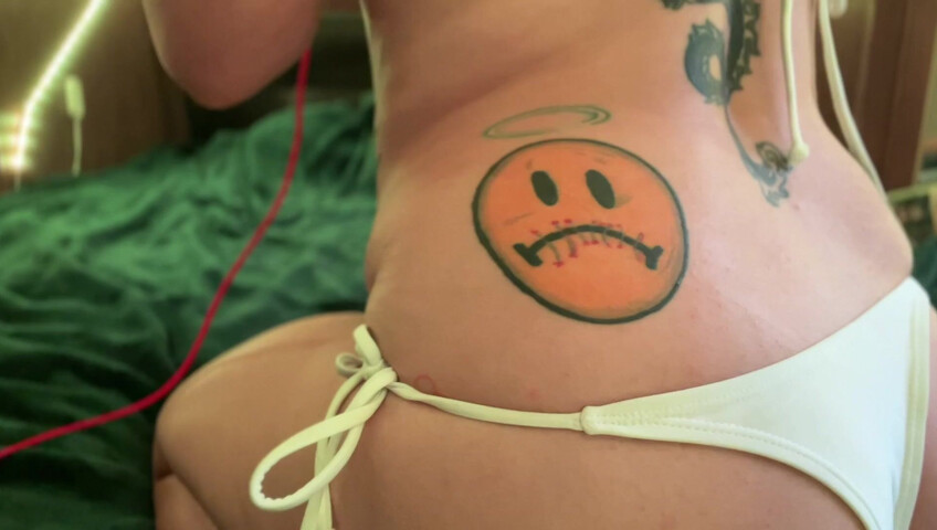 Thiccfruitsnacc - Divine tattoo tour!