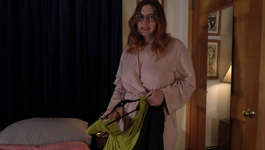 Bettie Bondage - Mom's Third Date