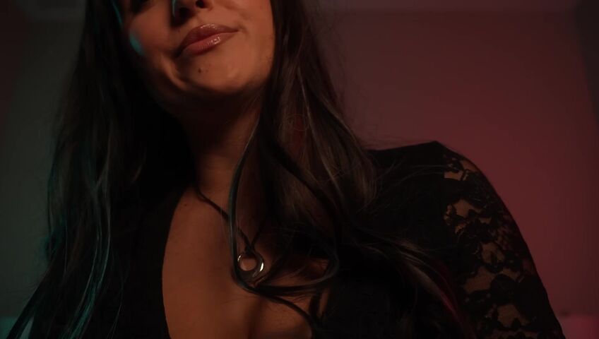 Risa ASMR - 24 April 2026 - ASMR Goth Girl Takes Care Of You After Stepping On You [SFW]