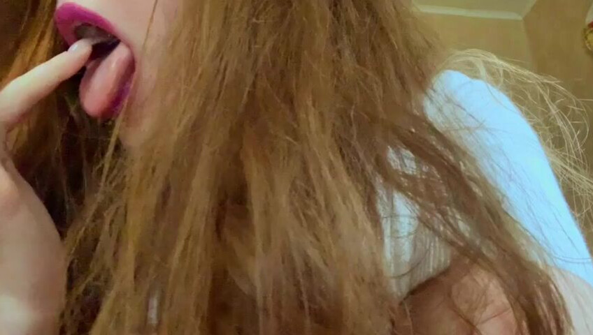Malinkaa98 - Fully Naked | Fingering Pussy and Finger Sucking