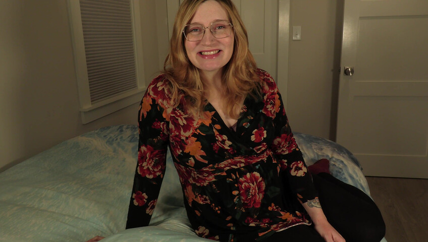 Bettie Bondage - Gullible Mom's Guest of Honor is A Bully - 4K