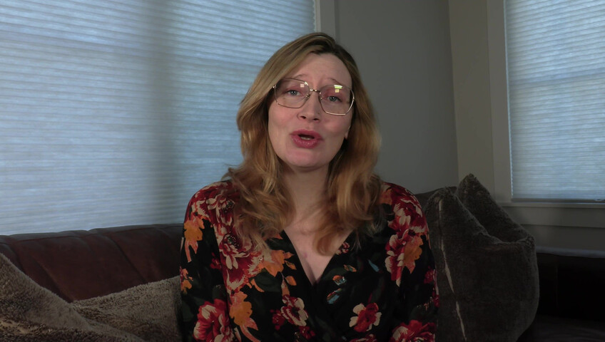 Bettie Bondage - Gullible Mom's Guest of Honor is A Bully - 4K