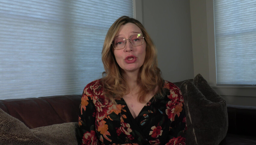 Bettie Bondage - Gullible Mom's Guest of Honor is A Bully - 4K