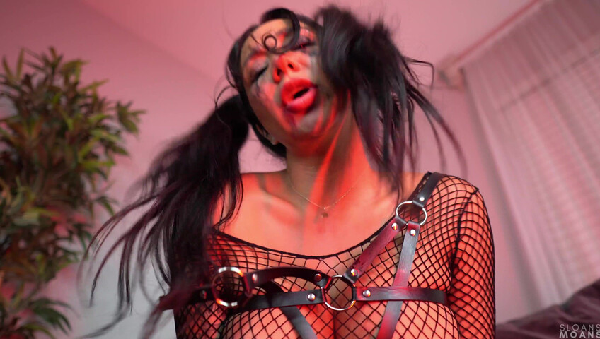 Sloansmoans - That One Crazy EX