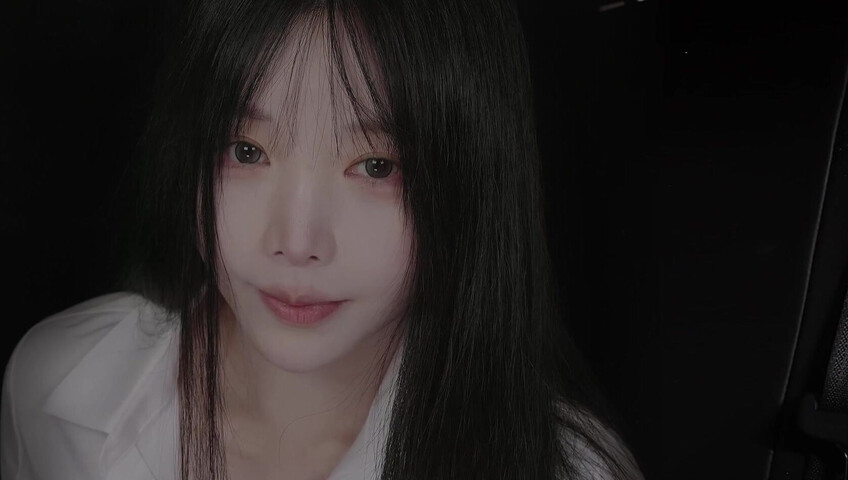 ASMR Yoon Ying - 19 April 2026 - Your Personal Secretary Girlfriend (Ear Licking, Breathing, Kissing)