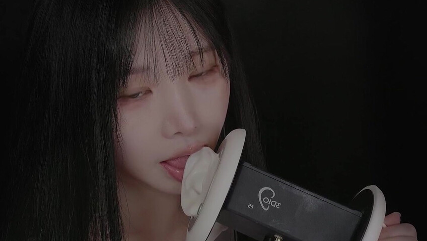 ASMR Yoon Ying - 19 April 2026 - Your Personal Secretary Girlfriend (Ear Licking, Breathing, Kissing)