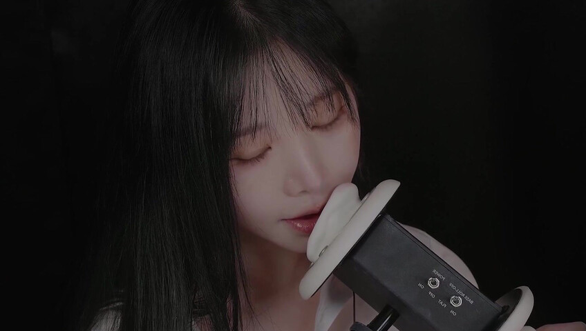 ASMR Yoon Ying - 19 April 2026 - Your Personal Secretary Girlfriend (Ear Licking, Breathing, Kissing)