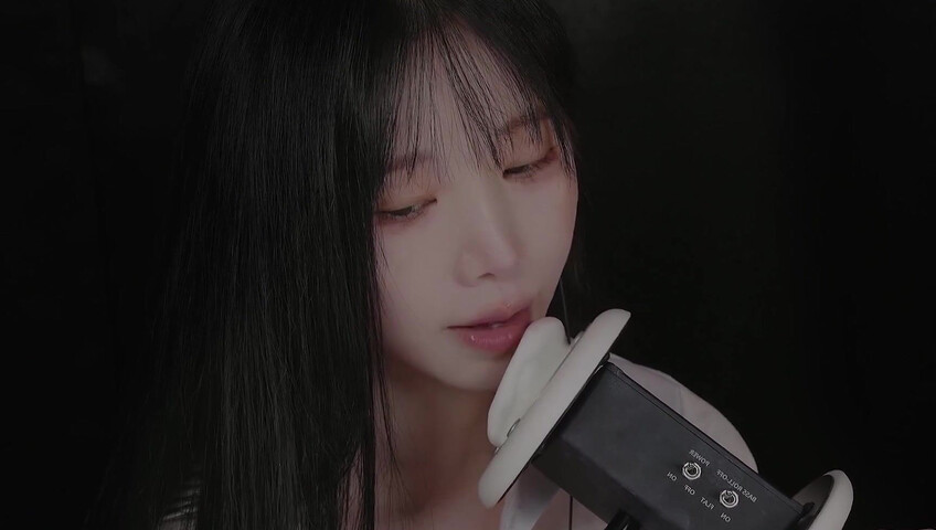 ASMR Yoon Ying - 19 April 2026 - Your Personal Secretary Girlfriend (Ear Licking, Breathing, Kissing)
