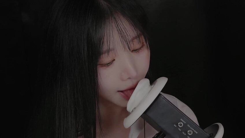 ASMR Yoon Ying - 19 April 2026 - Your Personal Secretary Girlfriend (Ear Licking, Breathing, Kissing)
