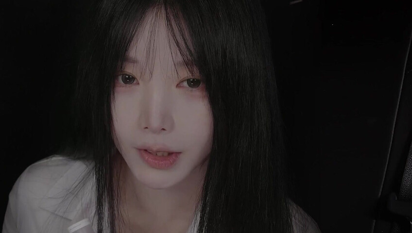 ASMR Yoon Ying - 19 April 2026 - Your Personal Secretary Girlfriend (Ear Licking, Breathing, Kissing)