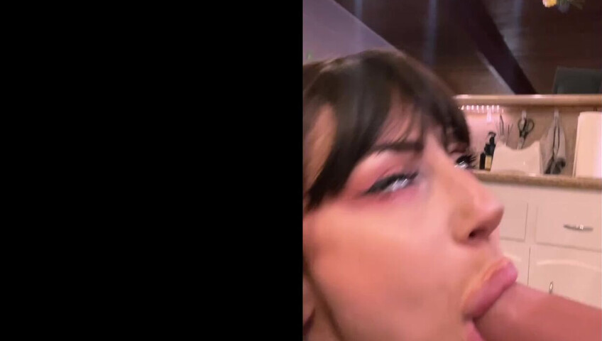 Mama Fiona - I'M NOT PSYCHO