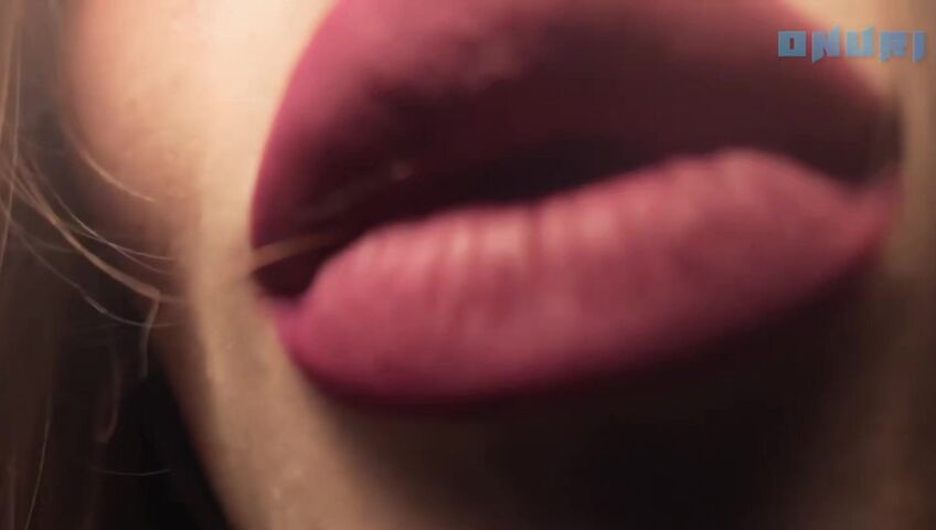 ASMR Onuri - It starts soft, but once you hear that first lick, you won’t be able to stop watching
