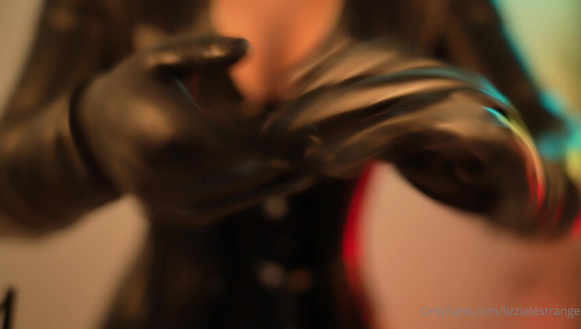 LizzieLestrange - Sexy Catwoman Cosplay