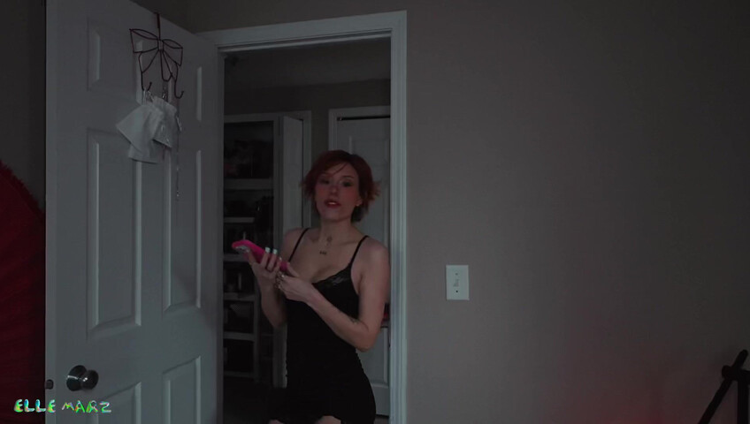 Elle Marz - Cheating Work Trip