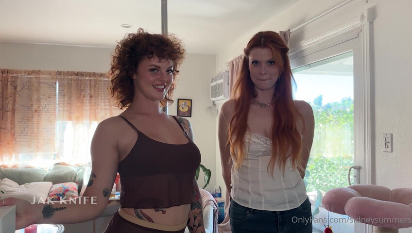 Elly Clutch × Sidney Summers - FUCKING THE AIRBNB HOST