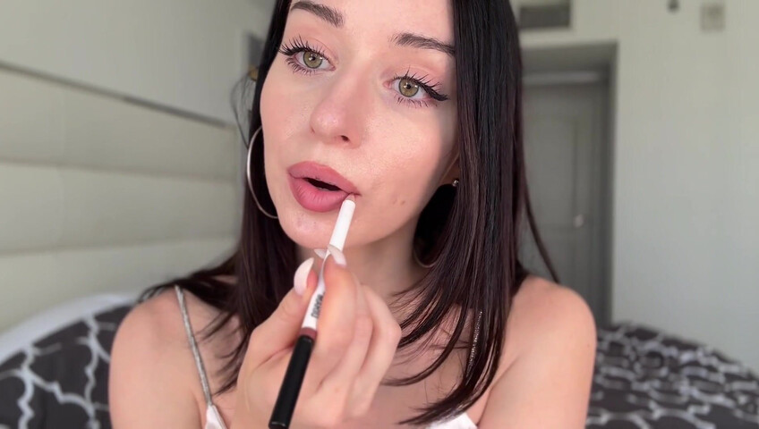 The MashaKata - ASMR Kisses For You