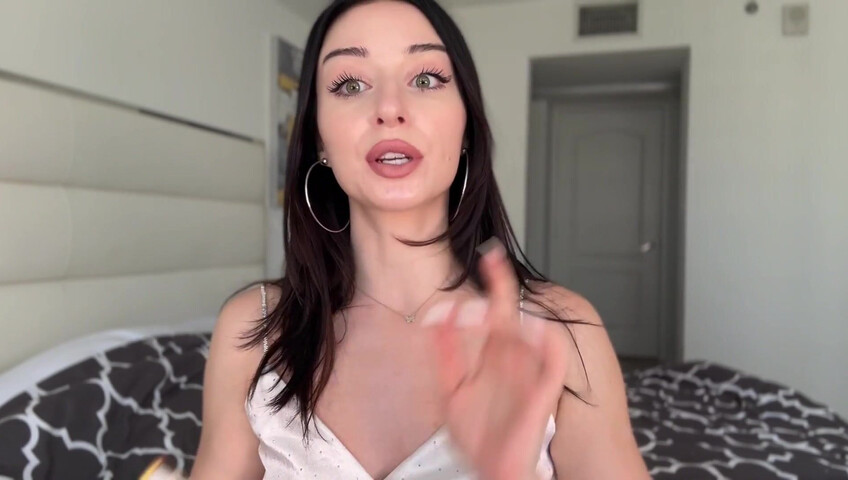 The MashaKata - ASMR Kisses For You