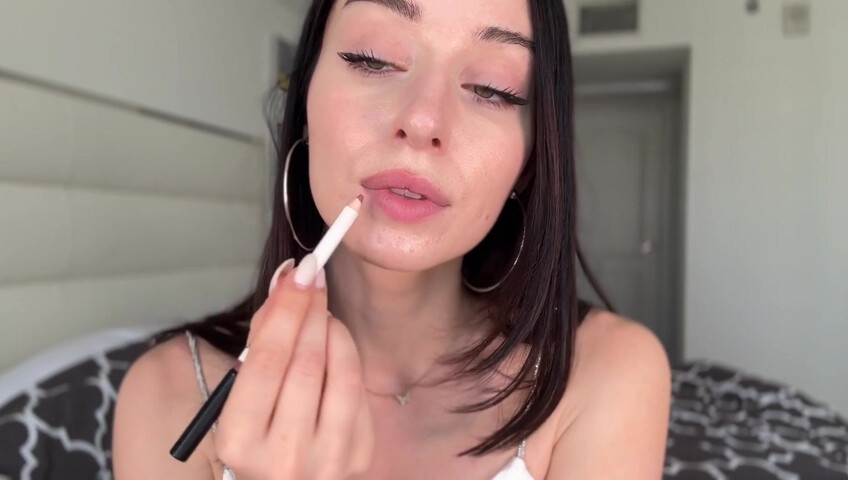 The MashaKata - ASMR Kisses For You