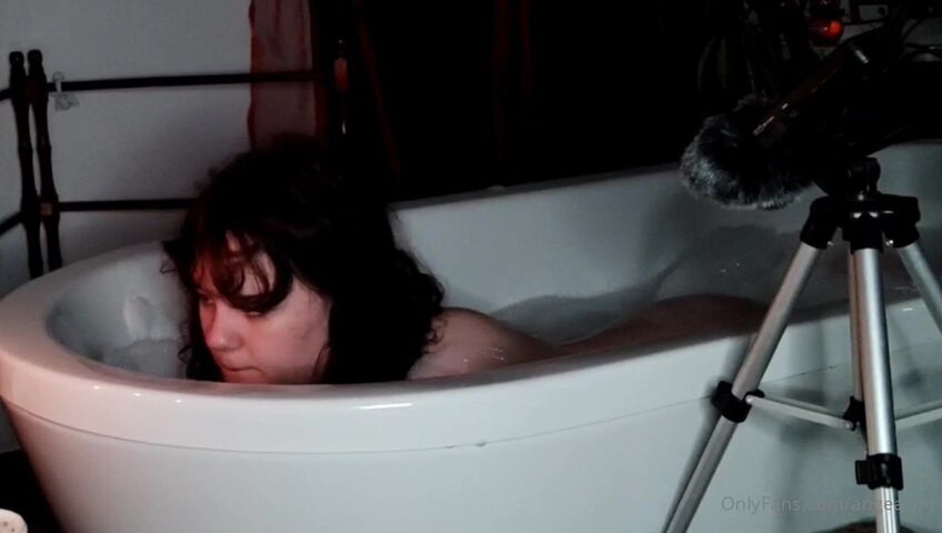AngeASMR - Come Take a Bath With Me Fansly Leak