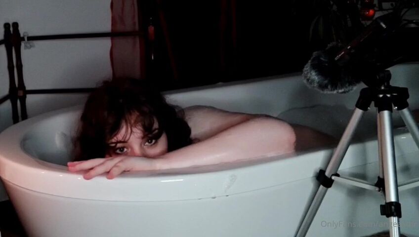 AngeASMR - Come Take a Bath With Me Fansly Leak
