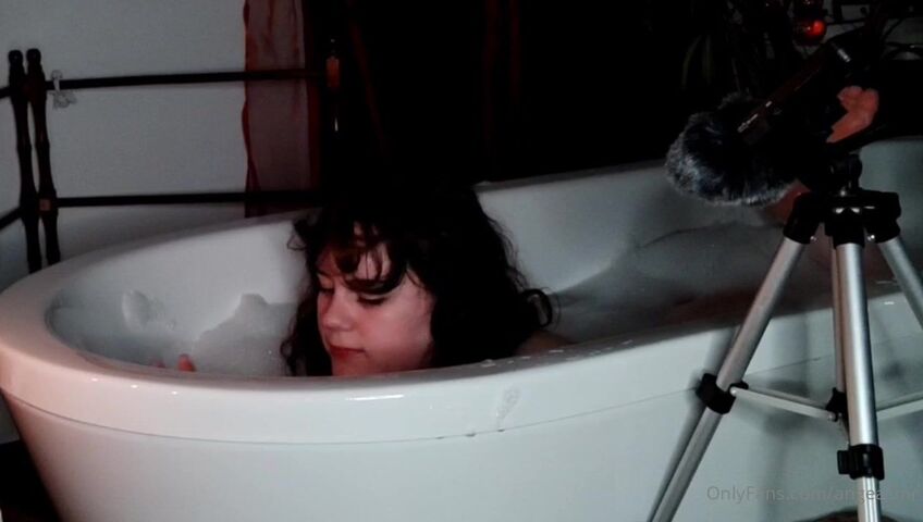 AngeASMR - Come Take a Bath With Me Fansly Leak