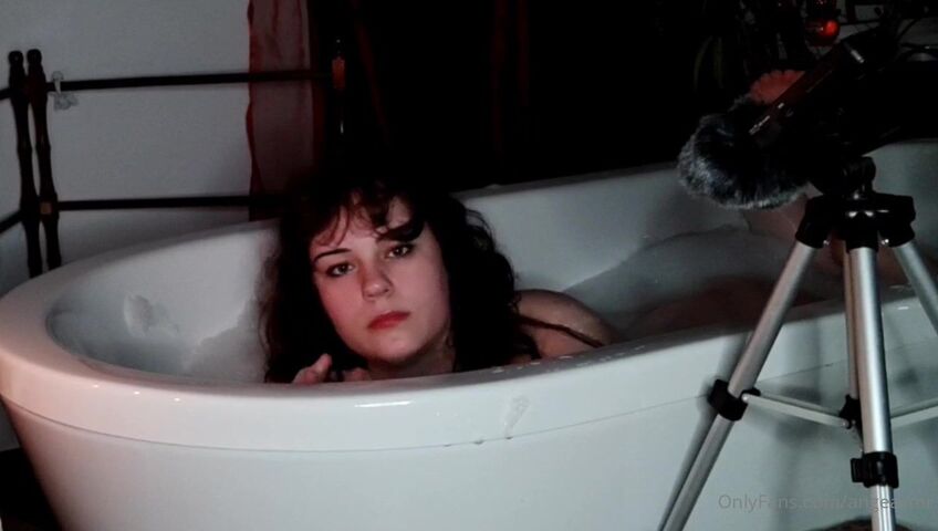AngeASMR - Come Take a Bath With Me Fansly Leak