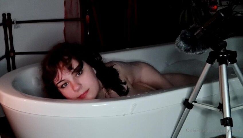 AngeASMR - Come Take a Bath With Me Fansly Leak