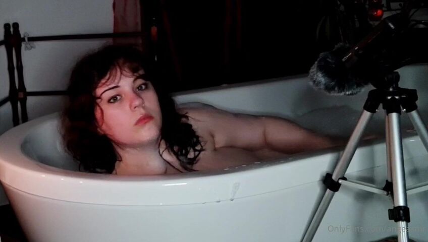 AngeASMR - Come Take a Bath With Me Fansly Leak