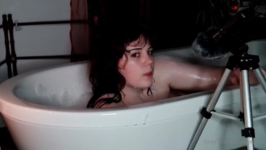 AngeASMR - Come Take a Bath With Me Fansly Leak